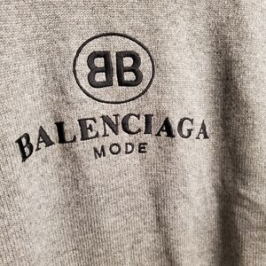 Balenciaga Men's Crewneck Sweater in Gray